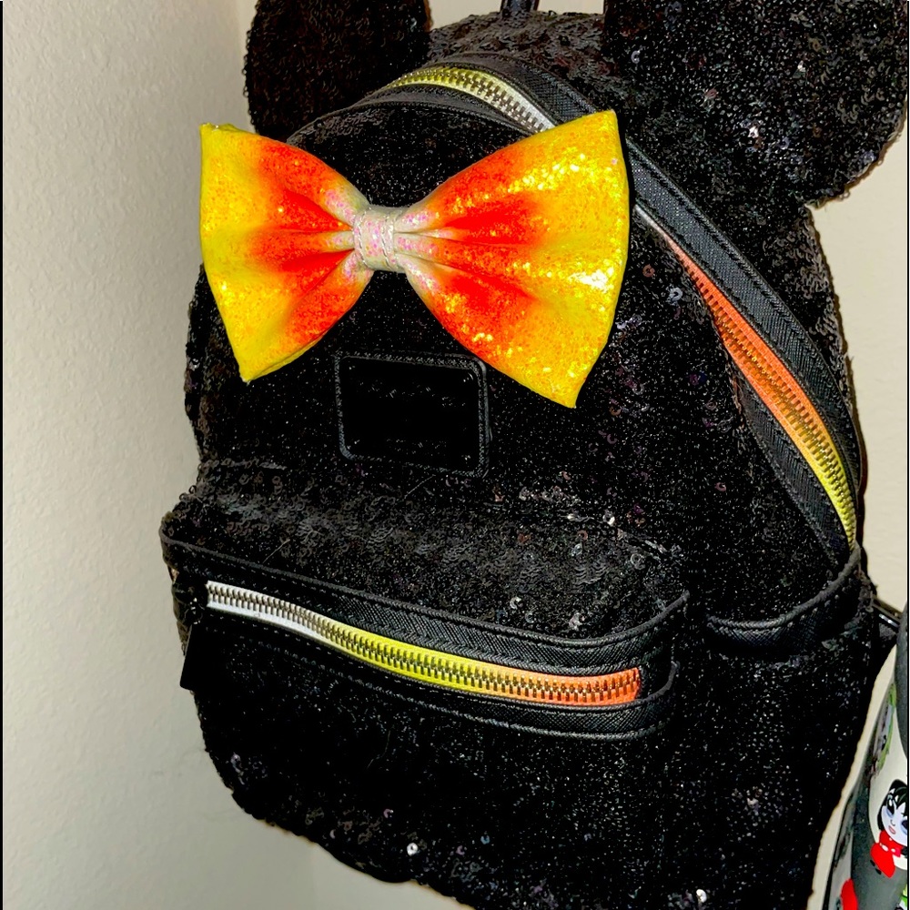 Disney Loungefly Halloween Minnie